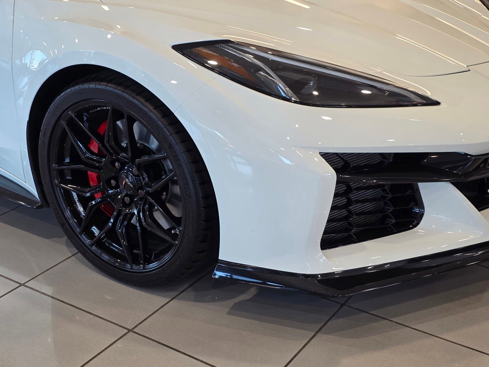 New 2026 Arctic White Chevrolet 2LZ image 10