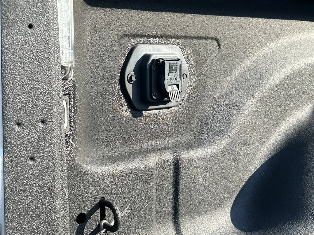 Used 2018 Silver Ram Tradesman image 20