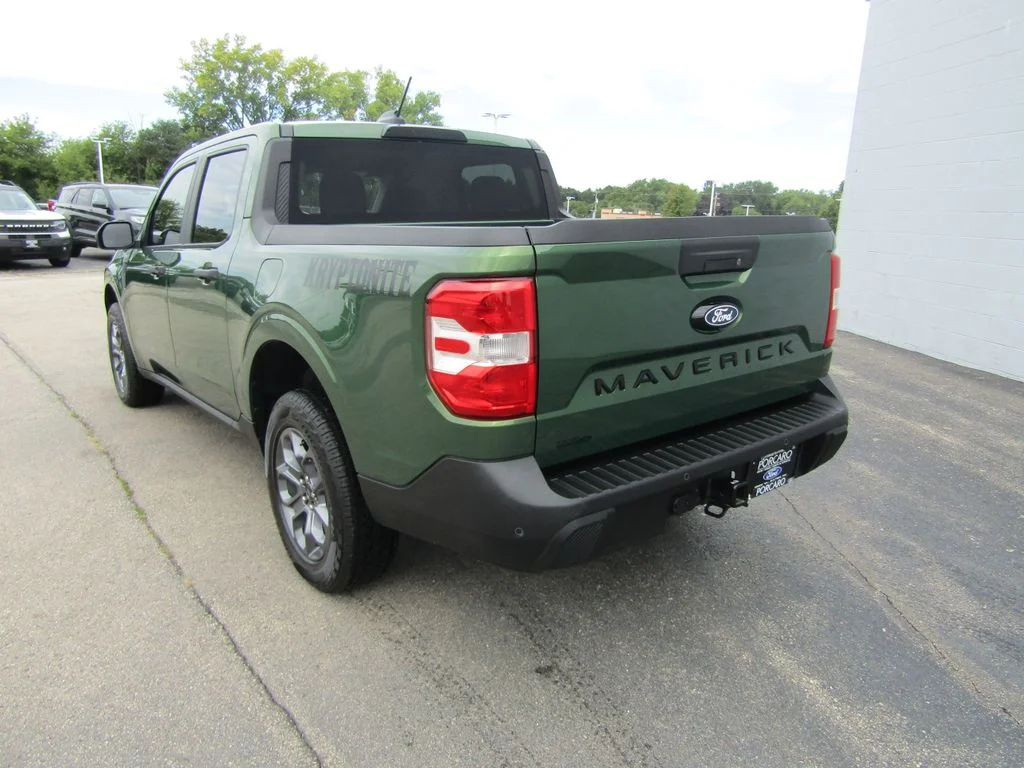 Used 2025 Green Ford XLT image 5