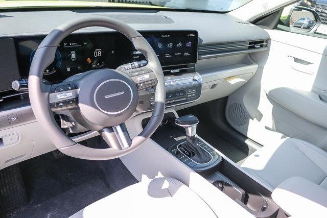 2025 Hyundai Kona SEL - Photo 24