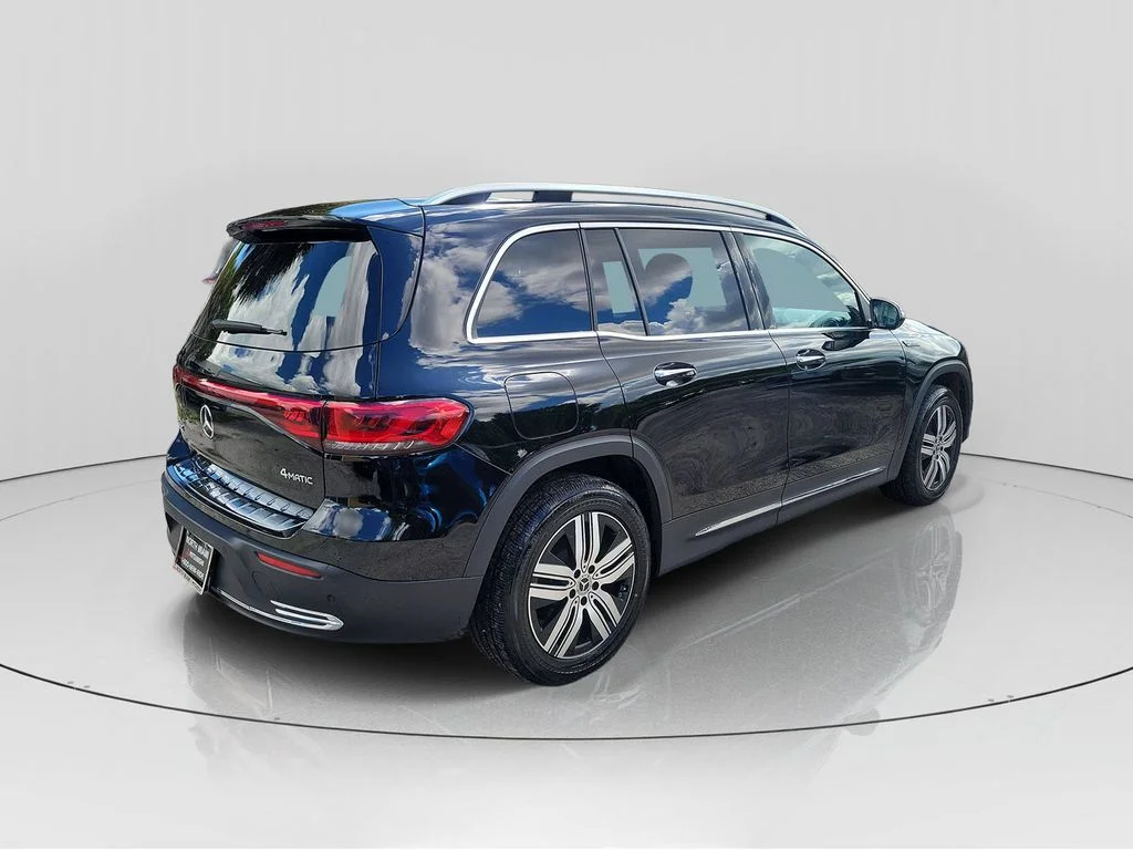 Used 2023 Black Mercedes-Benz 300 image 7