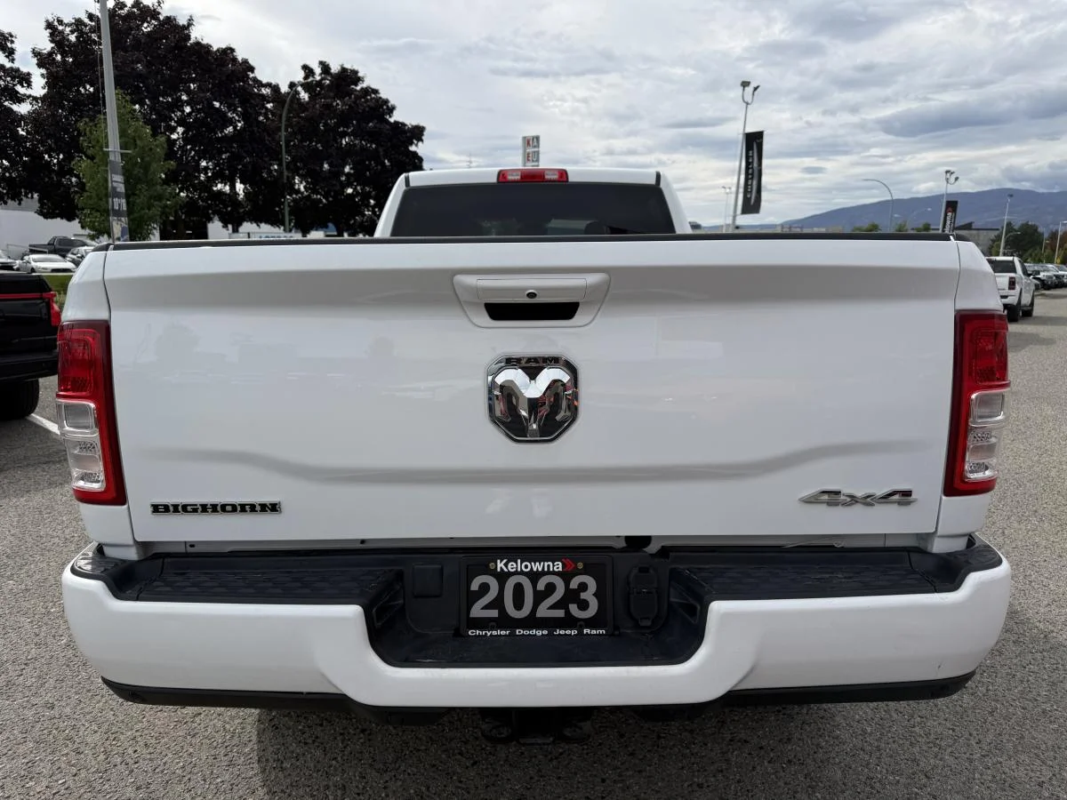 Used 2023 White RAM Big Horn image 5