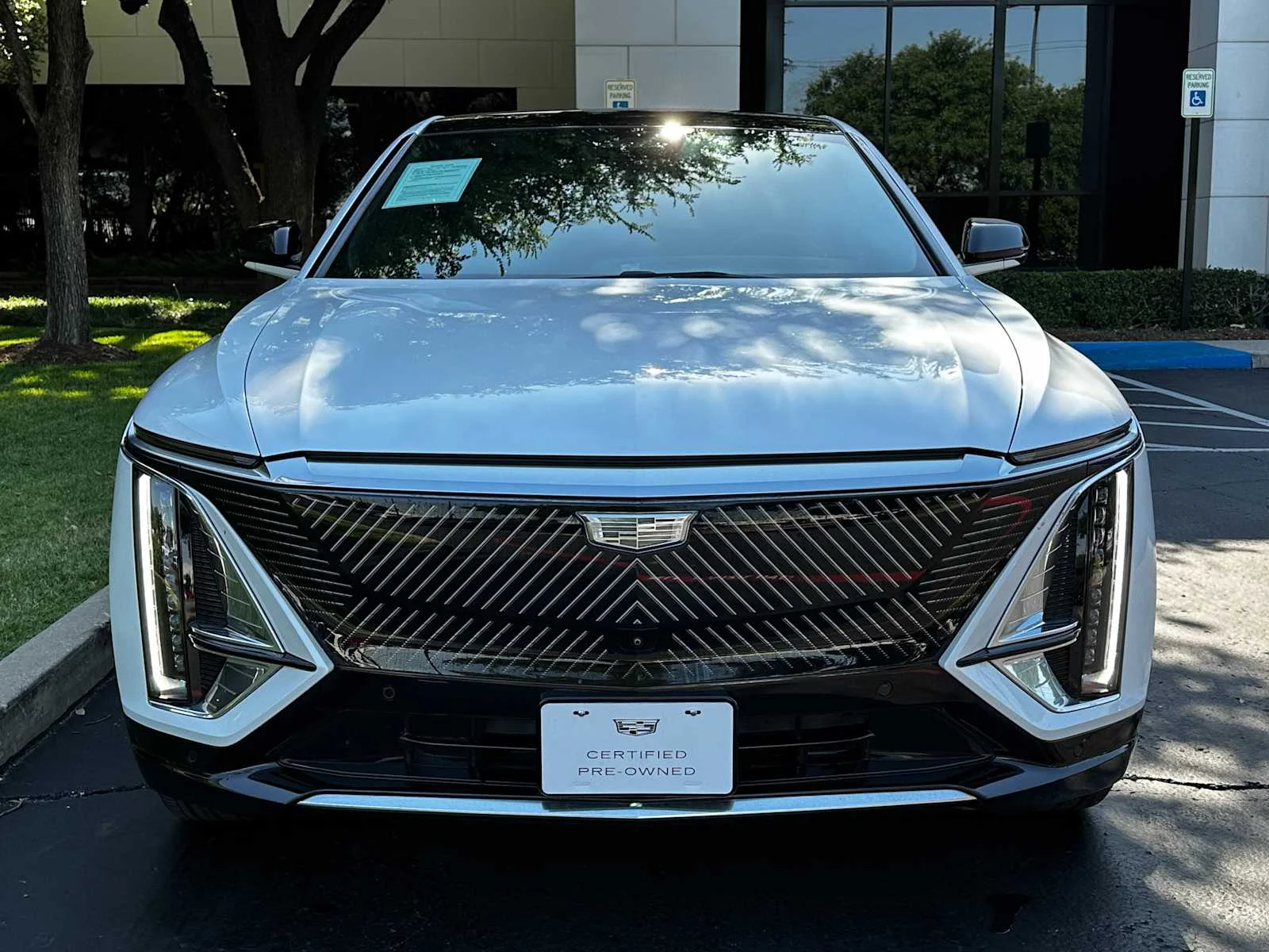 Certified 2024 Cadillac LYRIQ Luxury 1 with VIN 1GYKPPRK2RZ105966 for sale in Dallas, TX