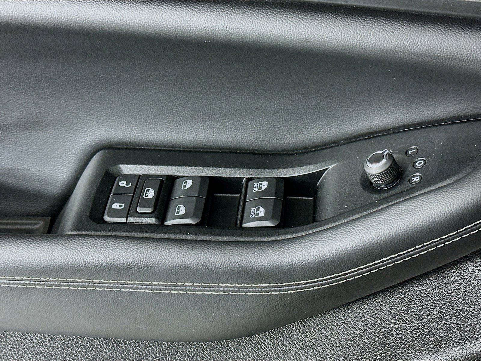 2023 Jeep Grand Cherokee L Altitude - Photo 24