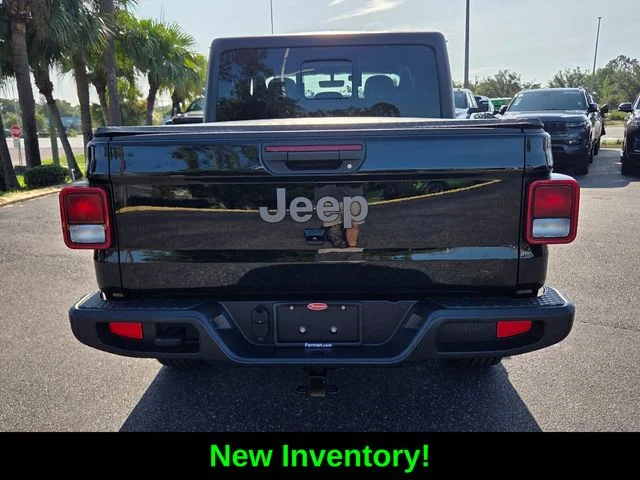 Used 2021 Black Jeep Sport image 6