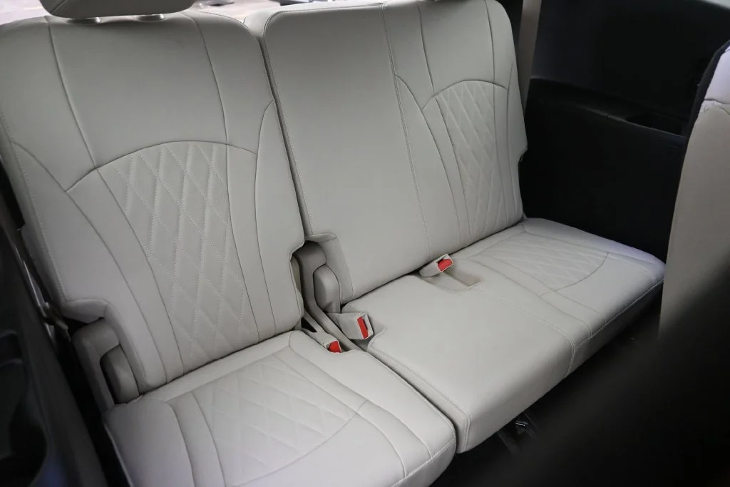 Used 2023 White Buick Avenir image 11