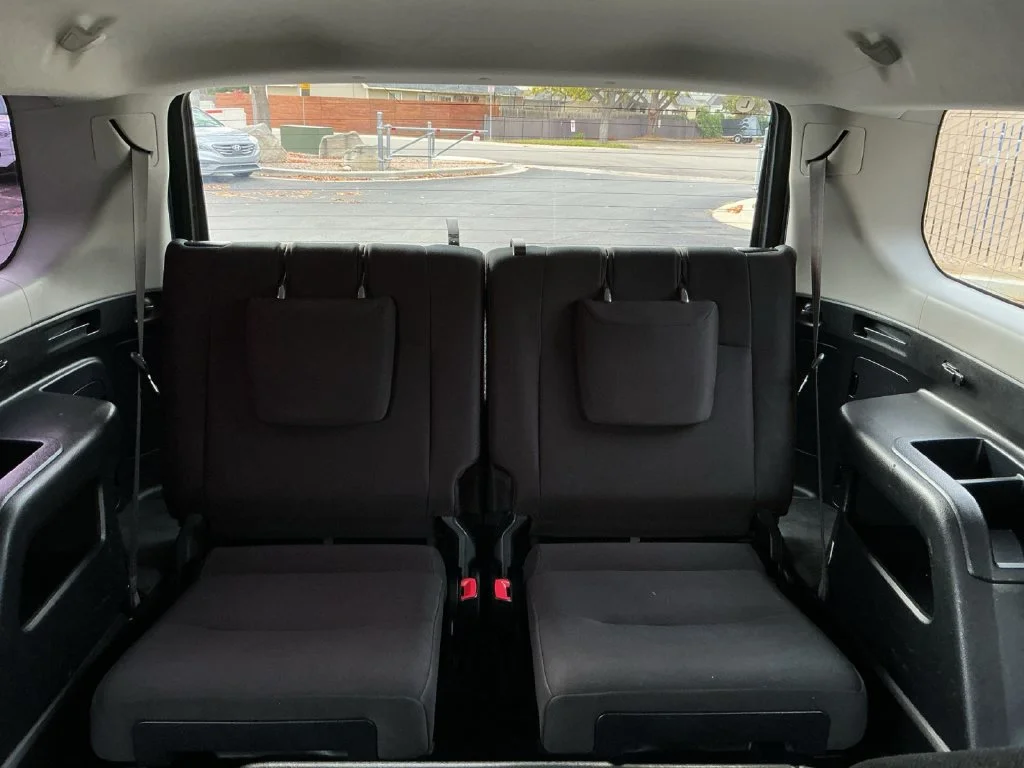 Used 2016 Blue Toyota SR5 image 32