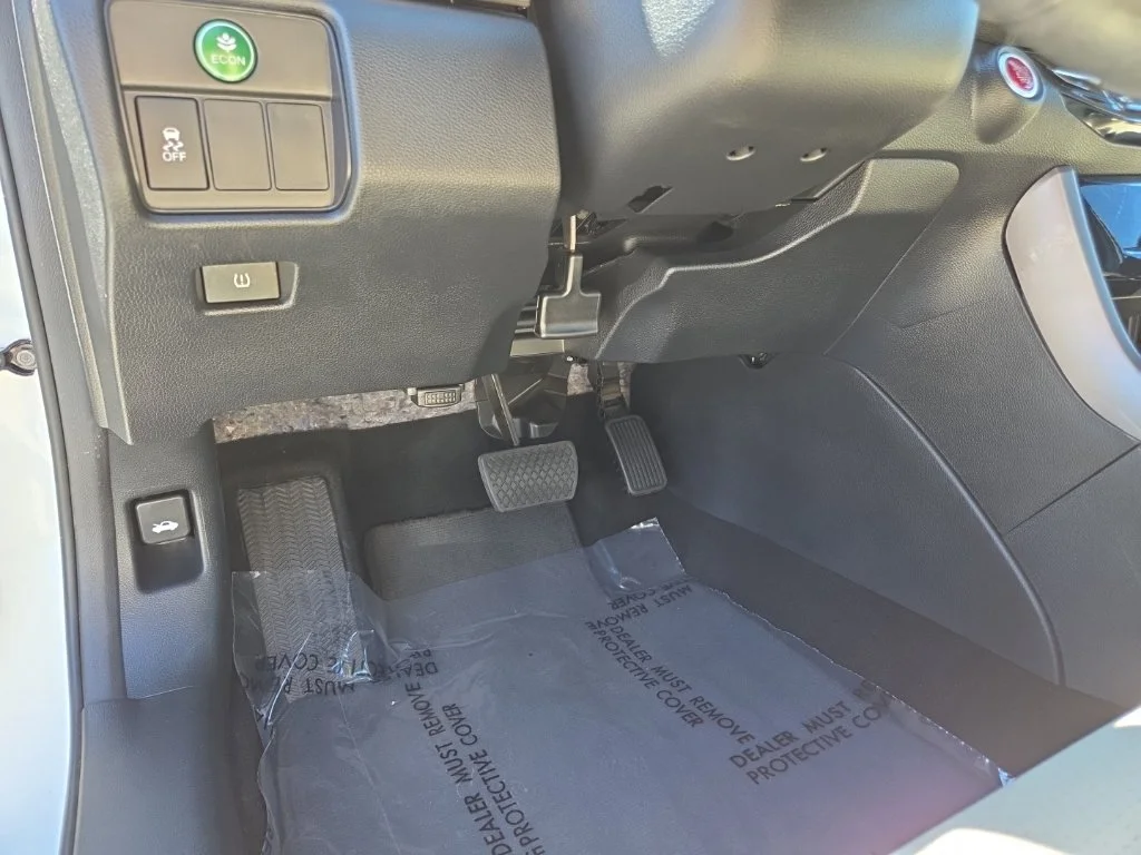 Used 2017  Honda EX-L image 23
