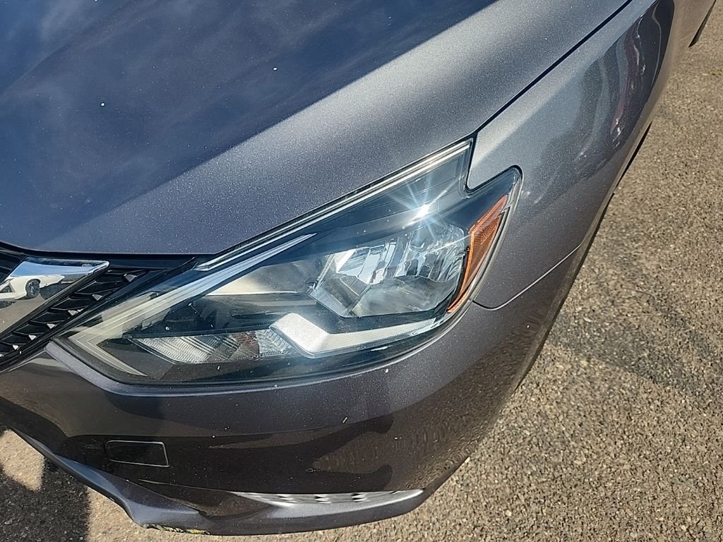 Used 2019 Gray Nissan SV image 5