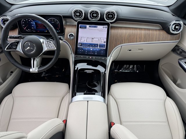 Certified Used 2023 Polar White Mercedes-Benz GLC 300 image 10
