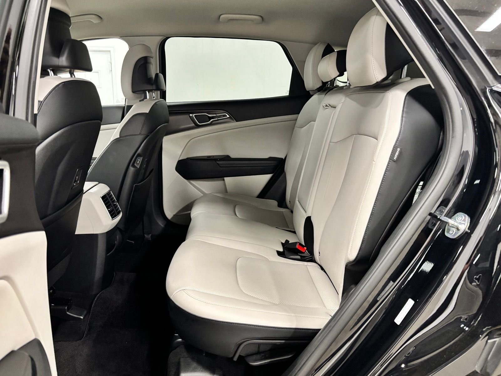 Used 2024 Black Kia EX image 20