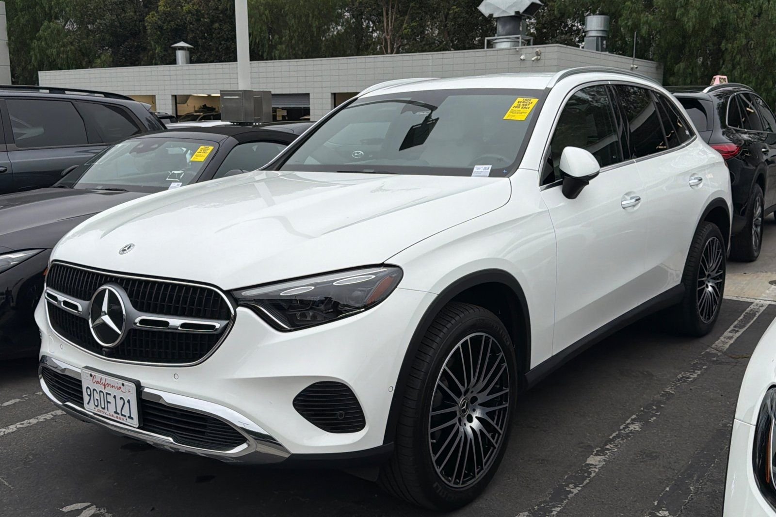 2023 Mercedes-Benz GLC GLC 300's photo