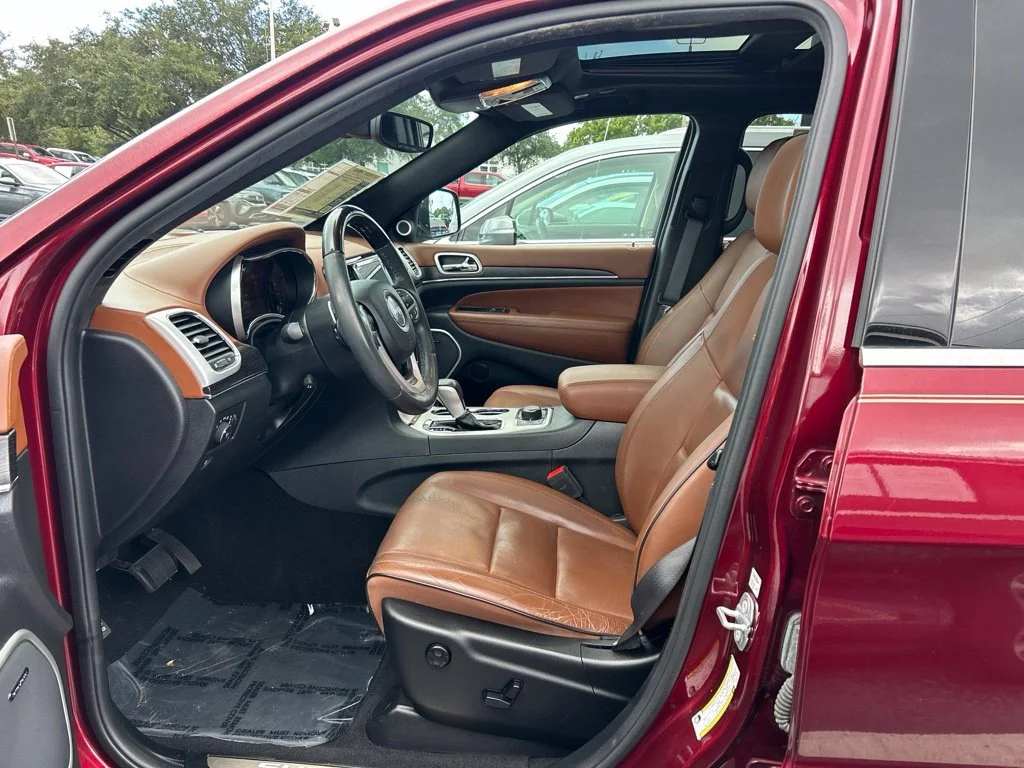 Certified Used 2019 Velvet Red Pearlcoat Jeep Summit image 16