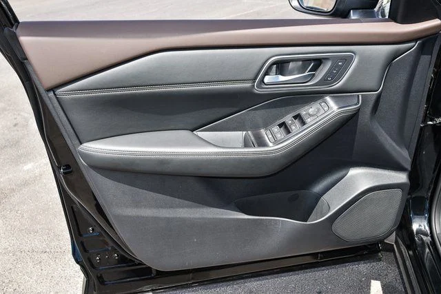 2023 Nissan Rogue SL - Photo 15