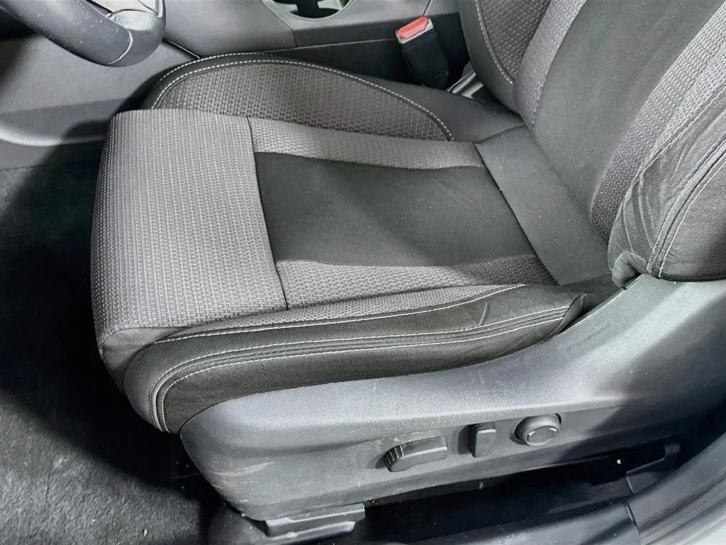 Used 2020 Silver Subaru Premium image 23