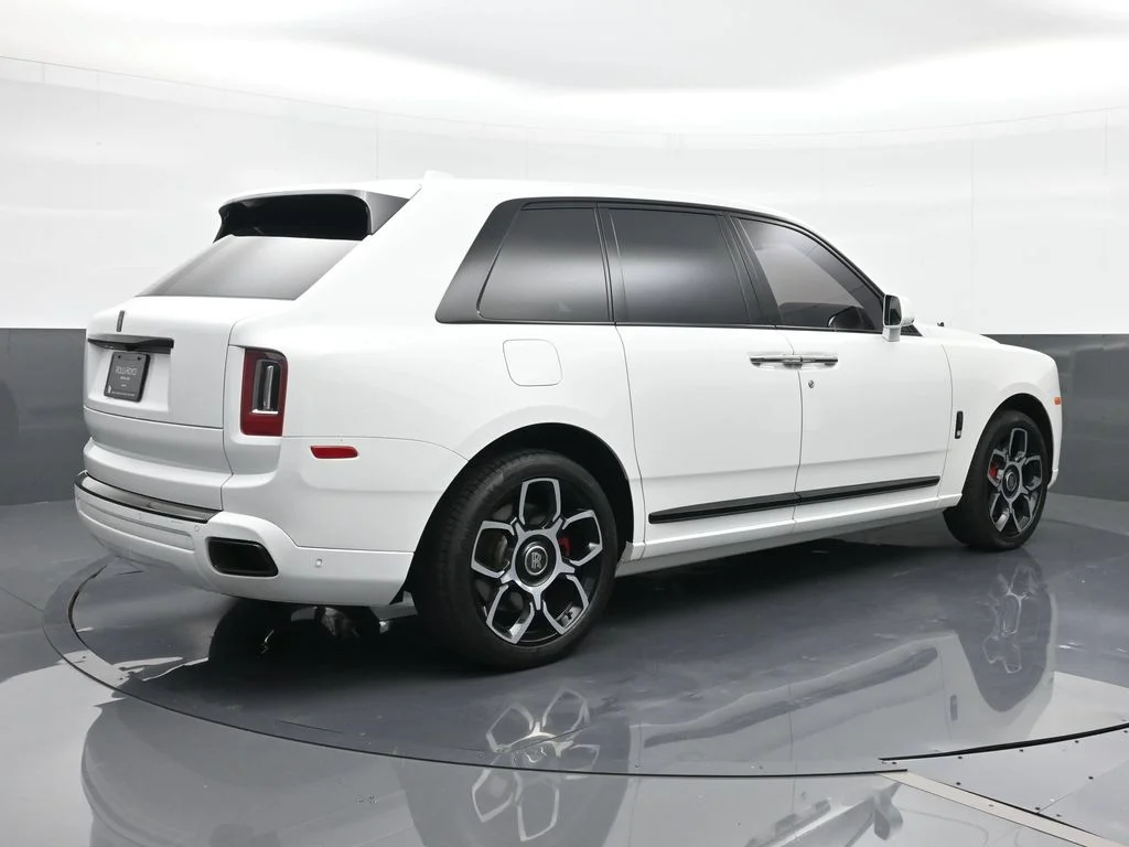 Certified Used 2022 White Rolls-Royce Black Badge image 2