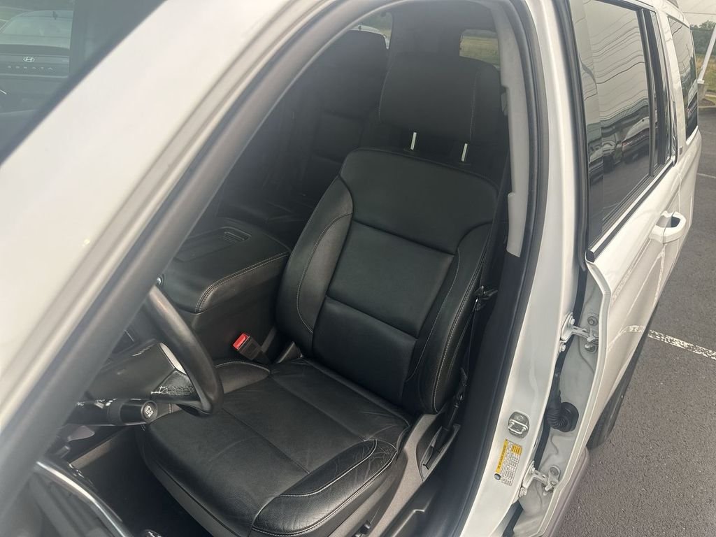 Used 2019 White Chevrolet LT image 17