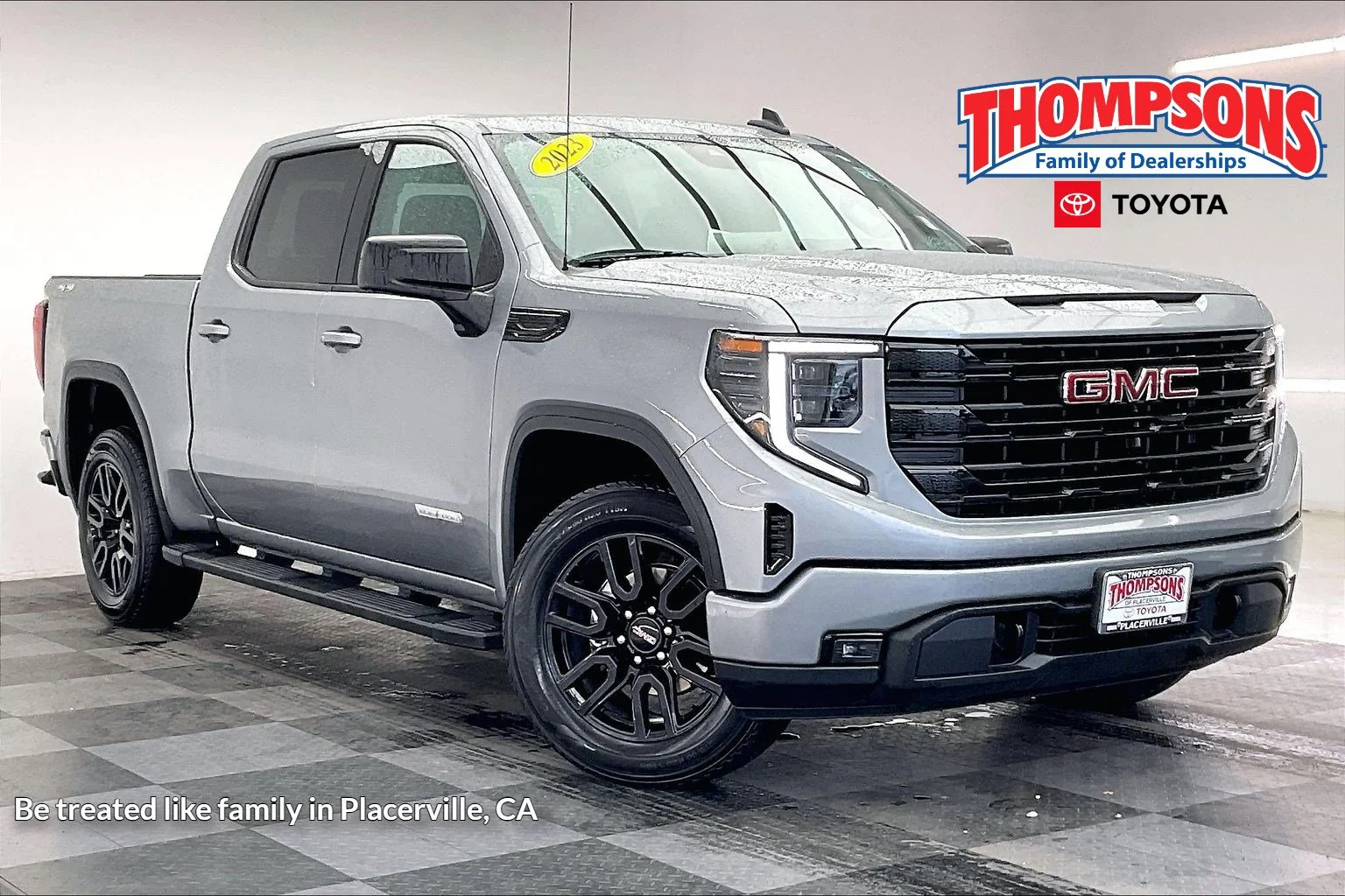 2023 GMC Sierra 4WD Crew Cab Short Box Elevation's photo