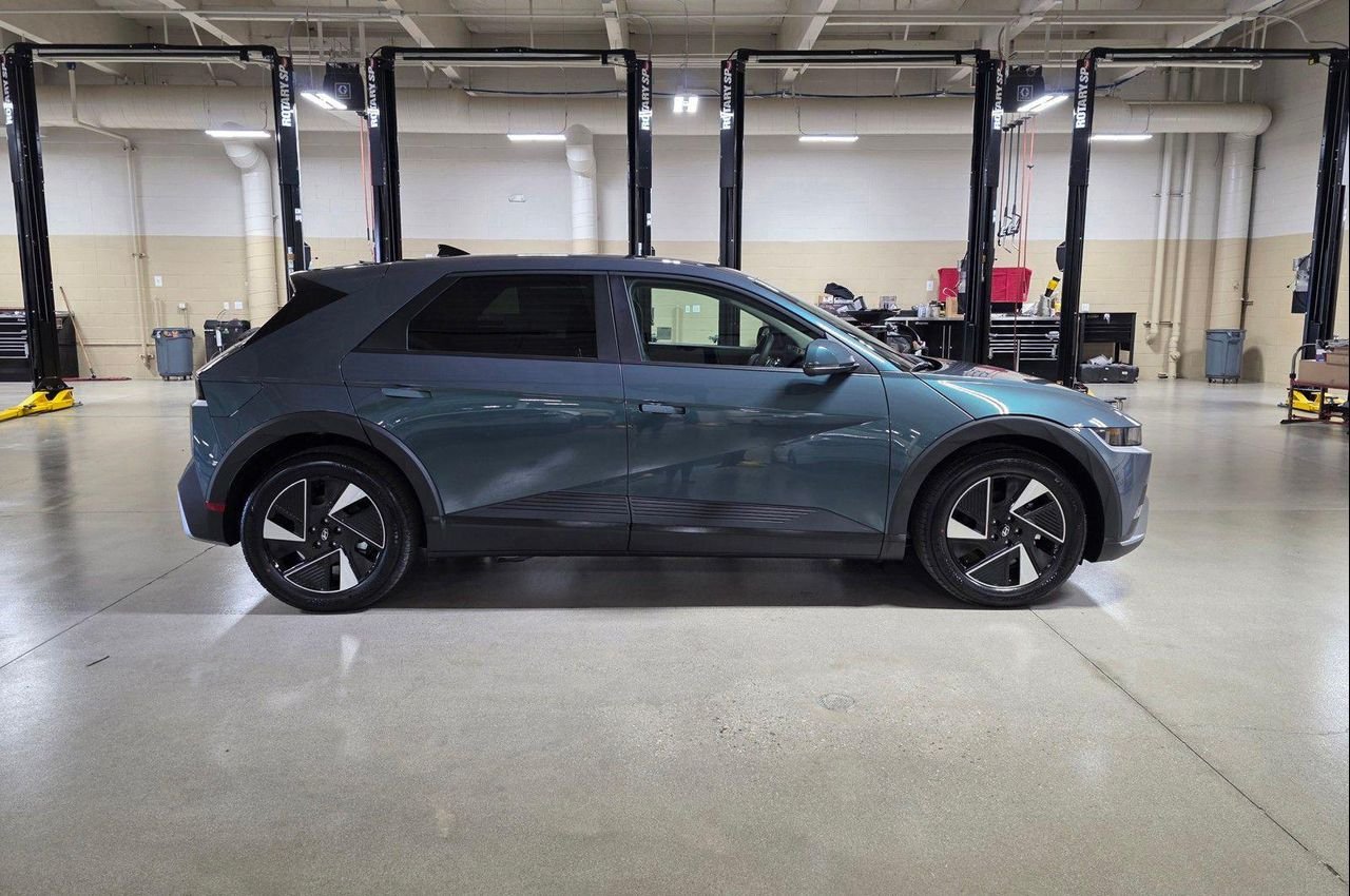 New 2026 Digital Teal Hyundai SEL image 8