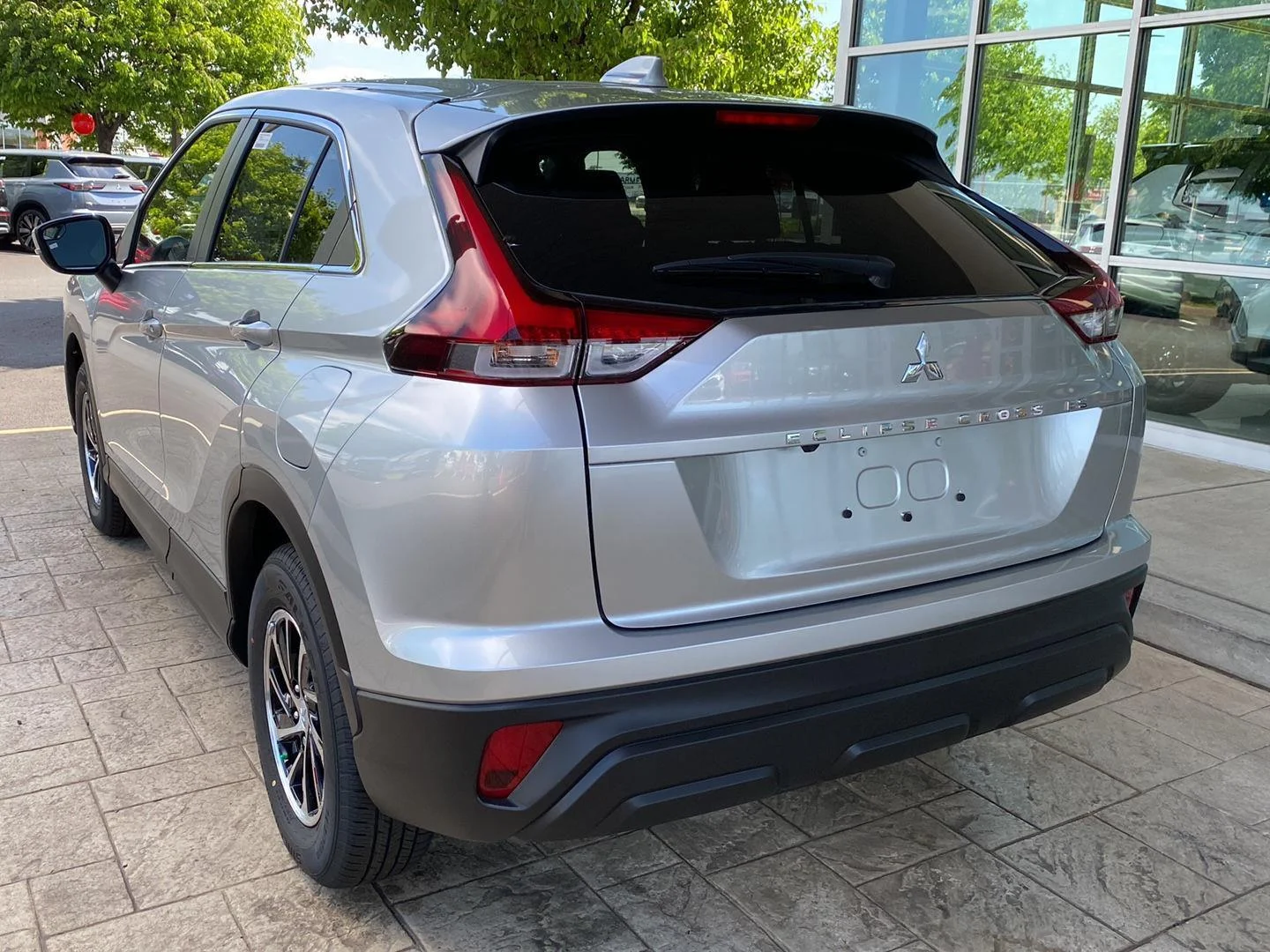 New 2026 Alloy Silver Metallic Mitsubishi ES image 5