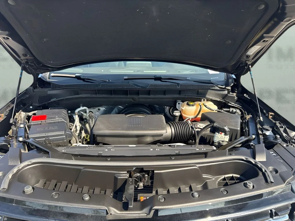 Used 2022 Black Chevrolet LT image 27