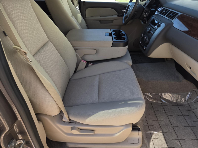 Used 2013 Gray GMC SLE 1500 image 25