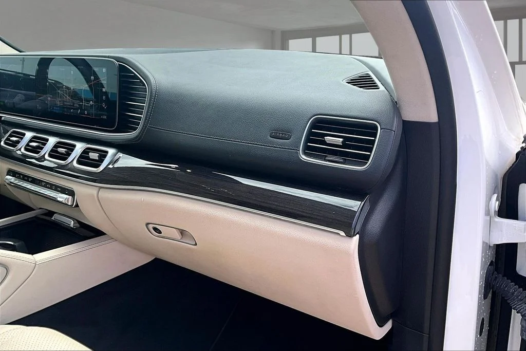 Used 2021  Mercedes-Benz GLS 450 image 15