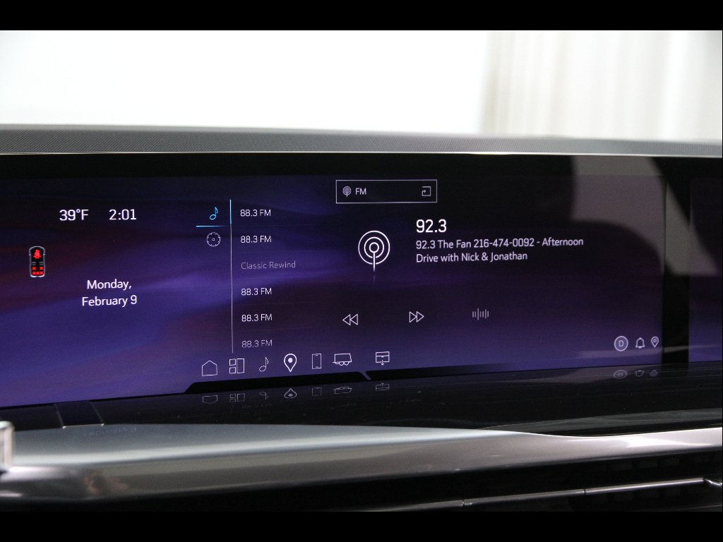 2025 Cadillac Escalade Sport - Photo 12