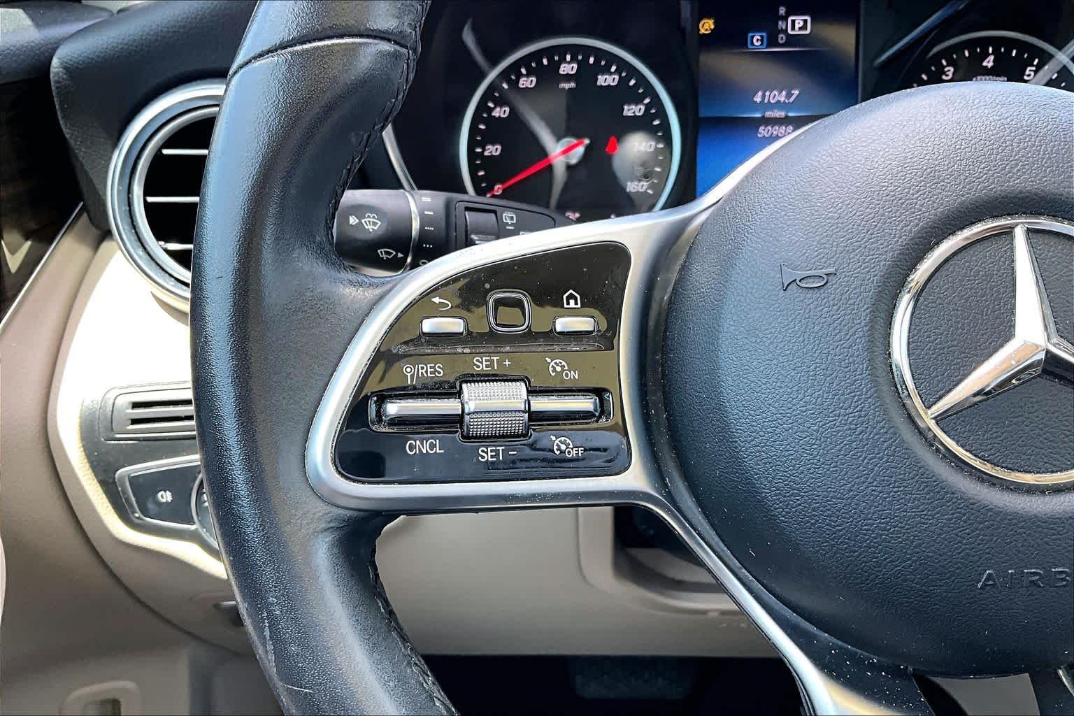 Used 2022 Polar White Mercedes-Benz GLC 300 image 23