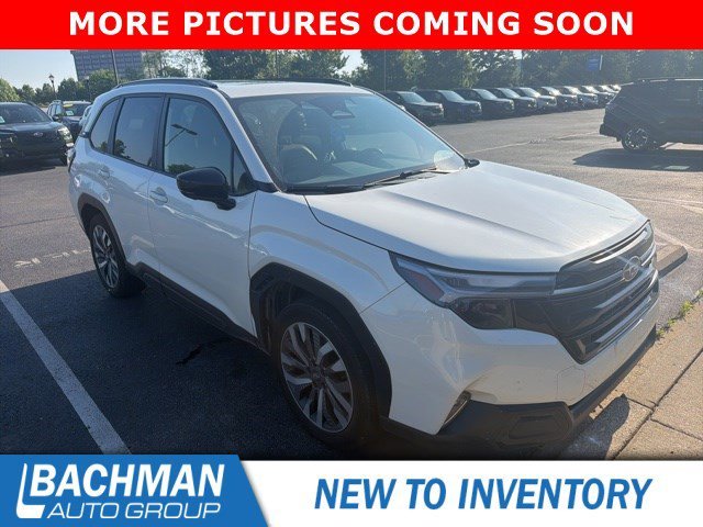 2025 Subaru Forester Touring's photo
