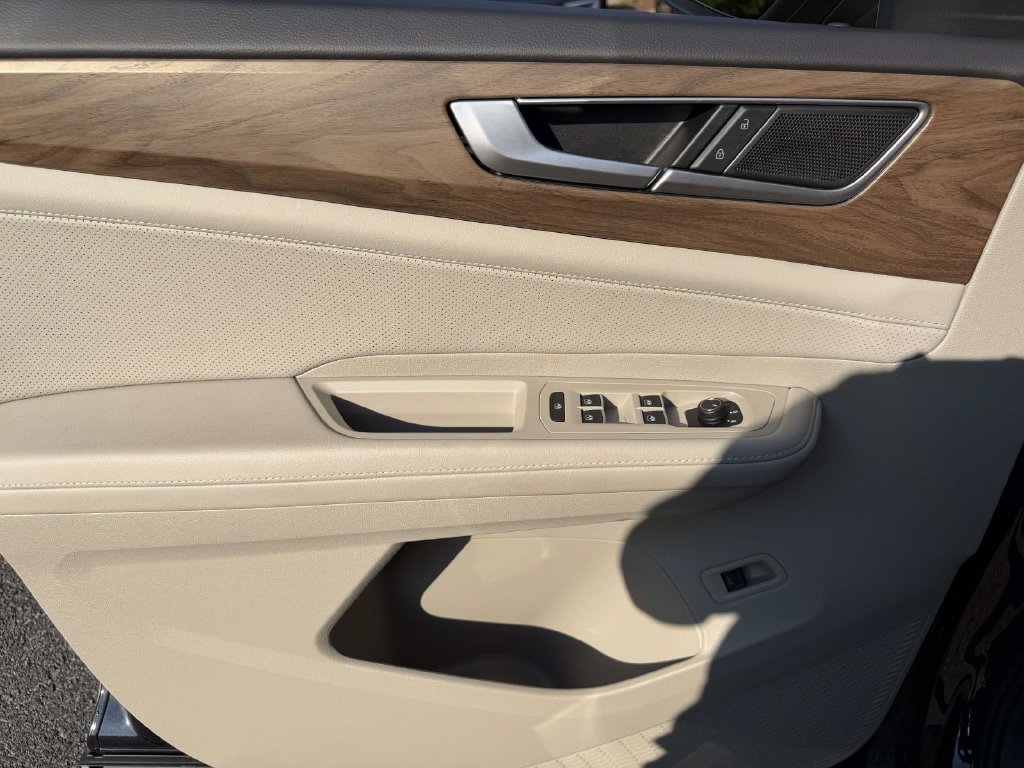 2026 Volkswagen Atlas SE w/Tech - Photo 18