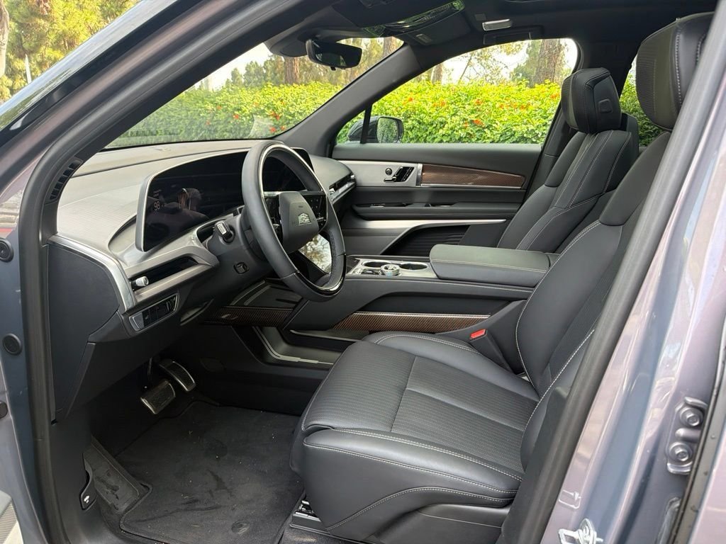 Used 2026 Silver Cadillac Luxury image 6