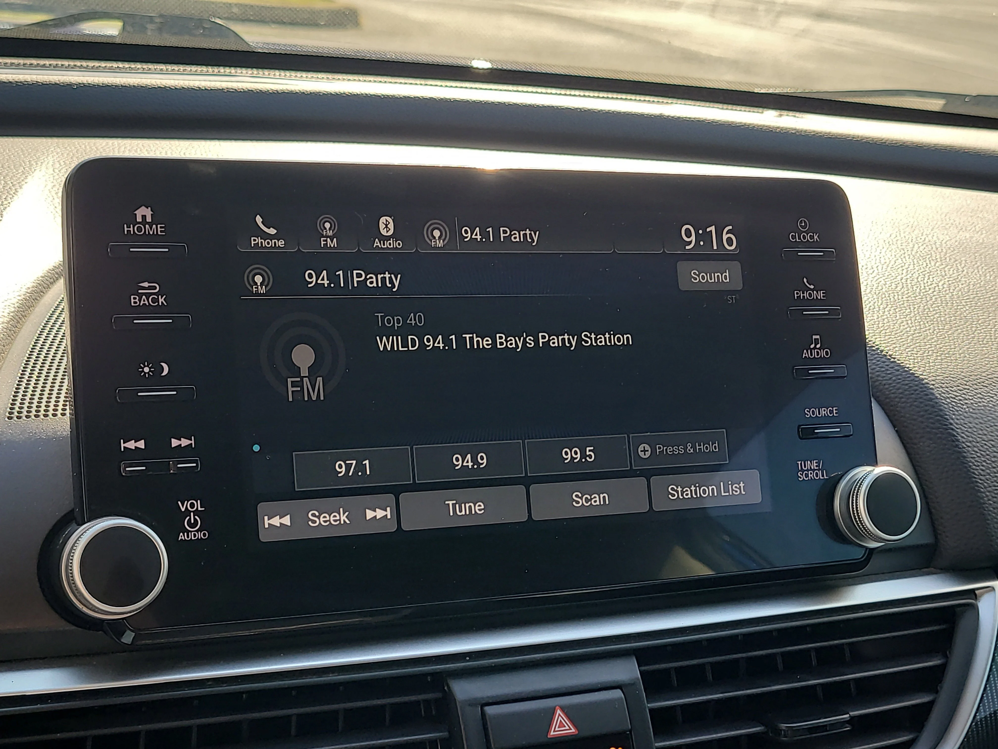 Used 2022  Honda Sport SE image 21