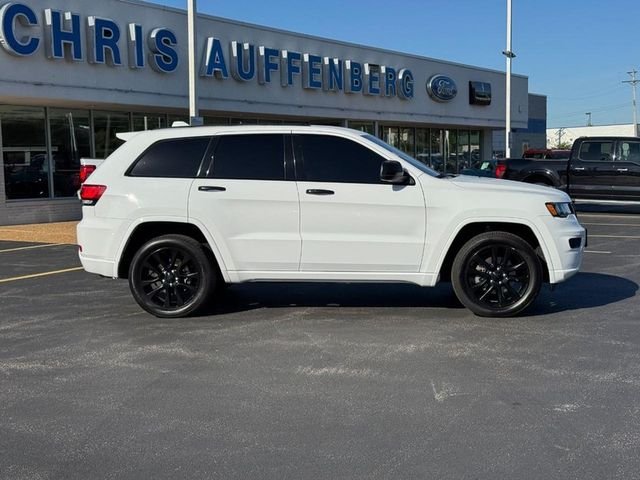 2018 Jeep Grand Cherokee Altitude 4WD's photo