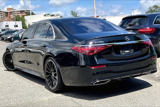 Used 2022 Black Mercedes-Benz S 580 image 10