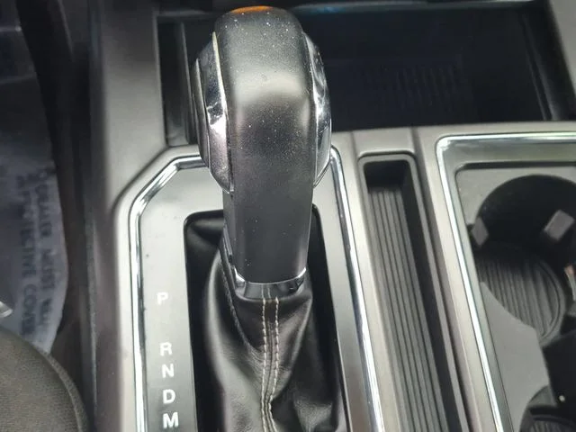 Used 2019 Silver Ford XLT image 27