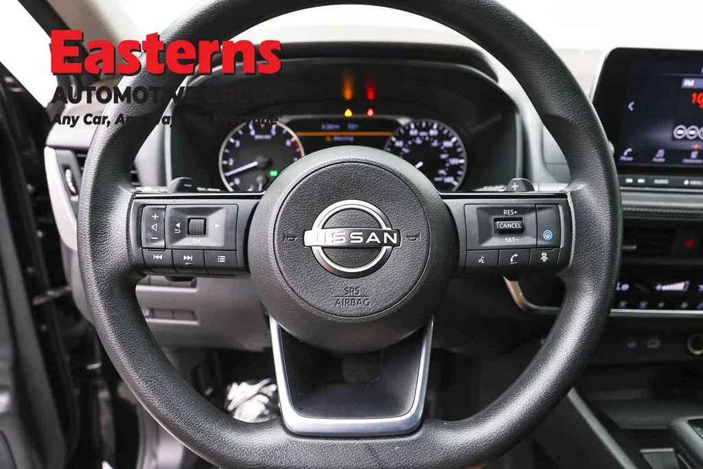 Used 2023 Black Nissan SV image 10