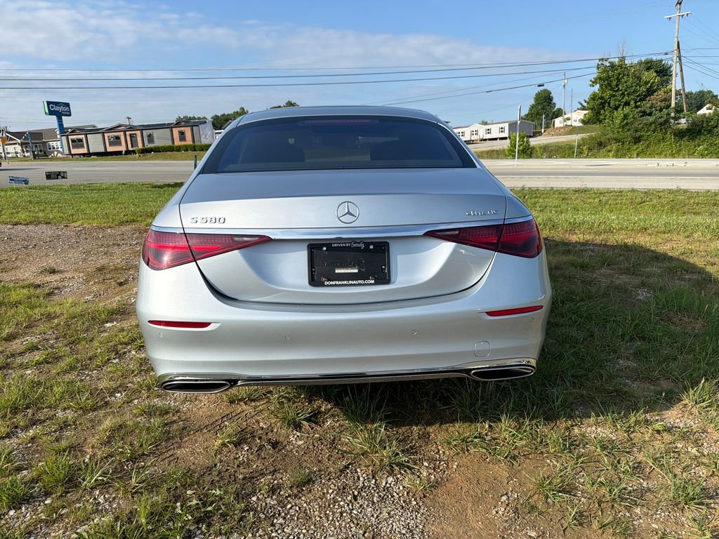 Used 2021 Silver Mercedes-Benz S 580 image 4