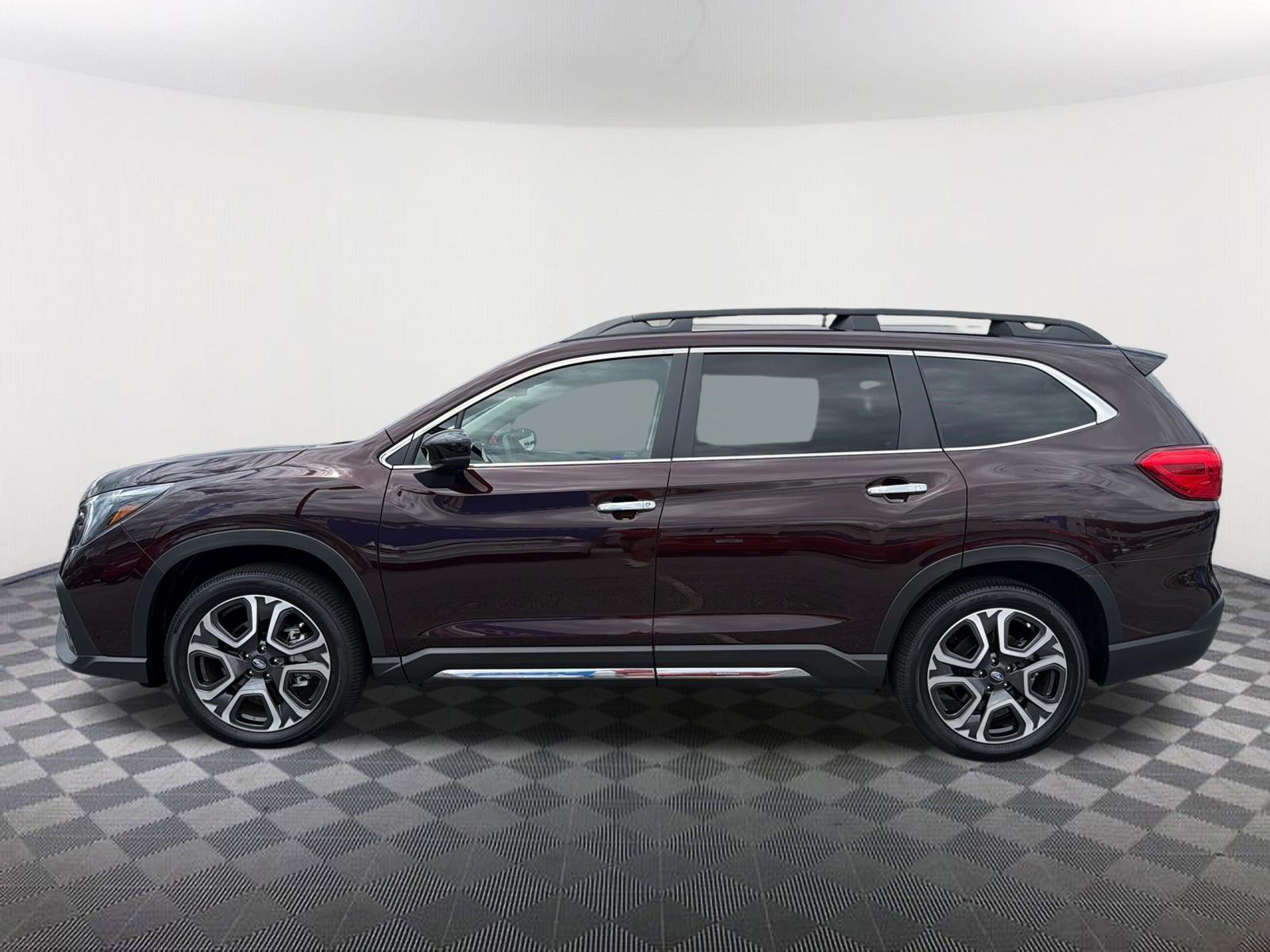 Used 2025 Dark Mahogany Pearl Subaru Touring image 4