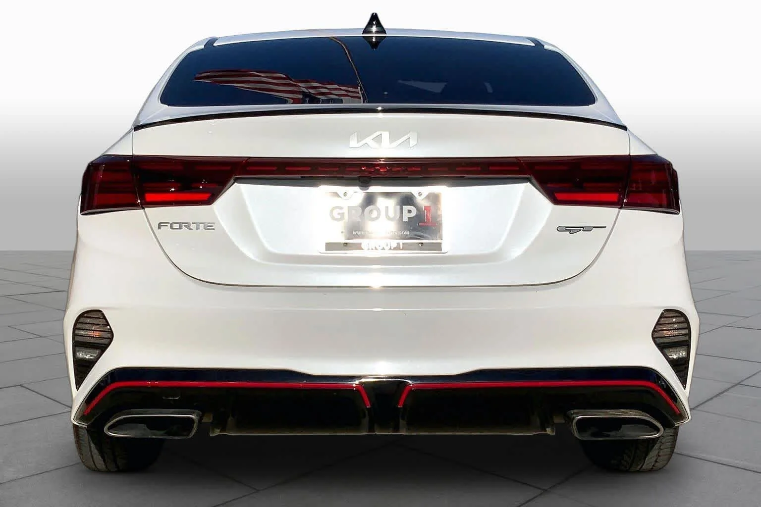 Used 2022 Snow White Pearl Kia GT image 5