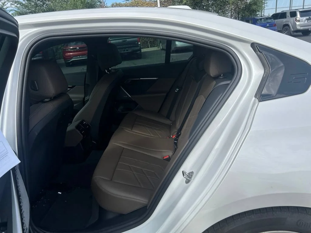 Used 2024 Mineral White Metallic BMW 530i xDrive image 16