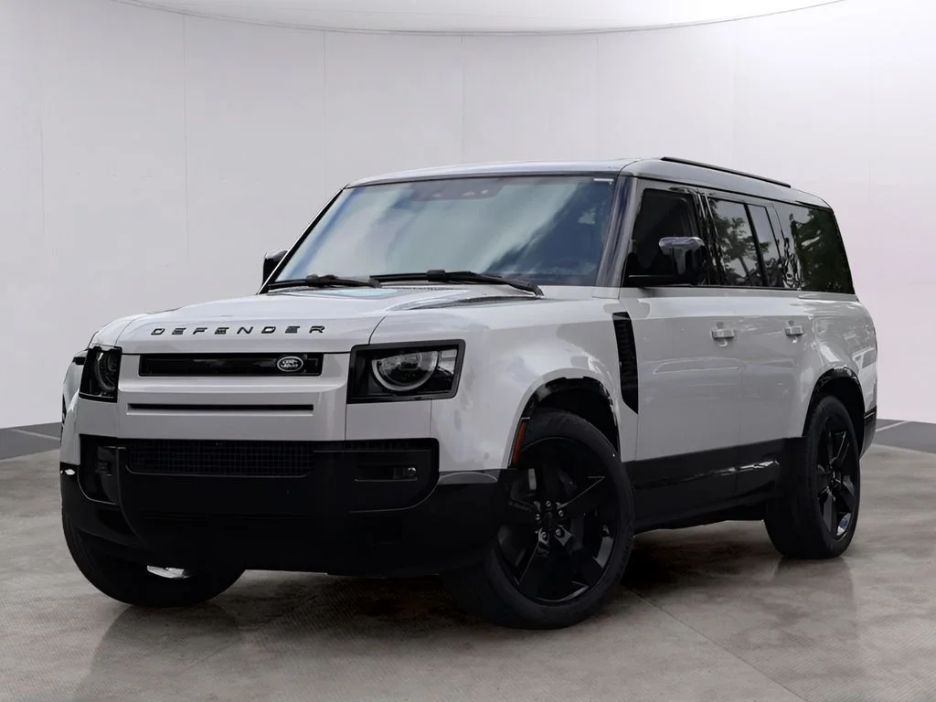 2026 Land Rover Defender 130 X-Dynamic SE P400's photo