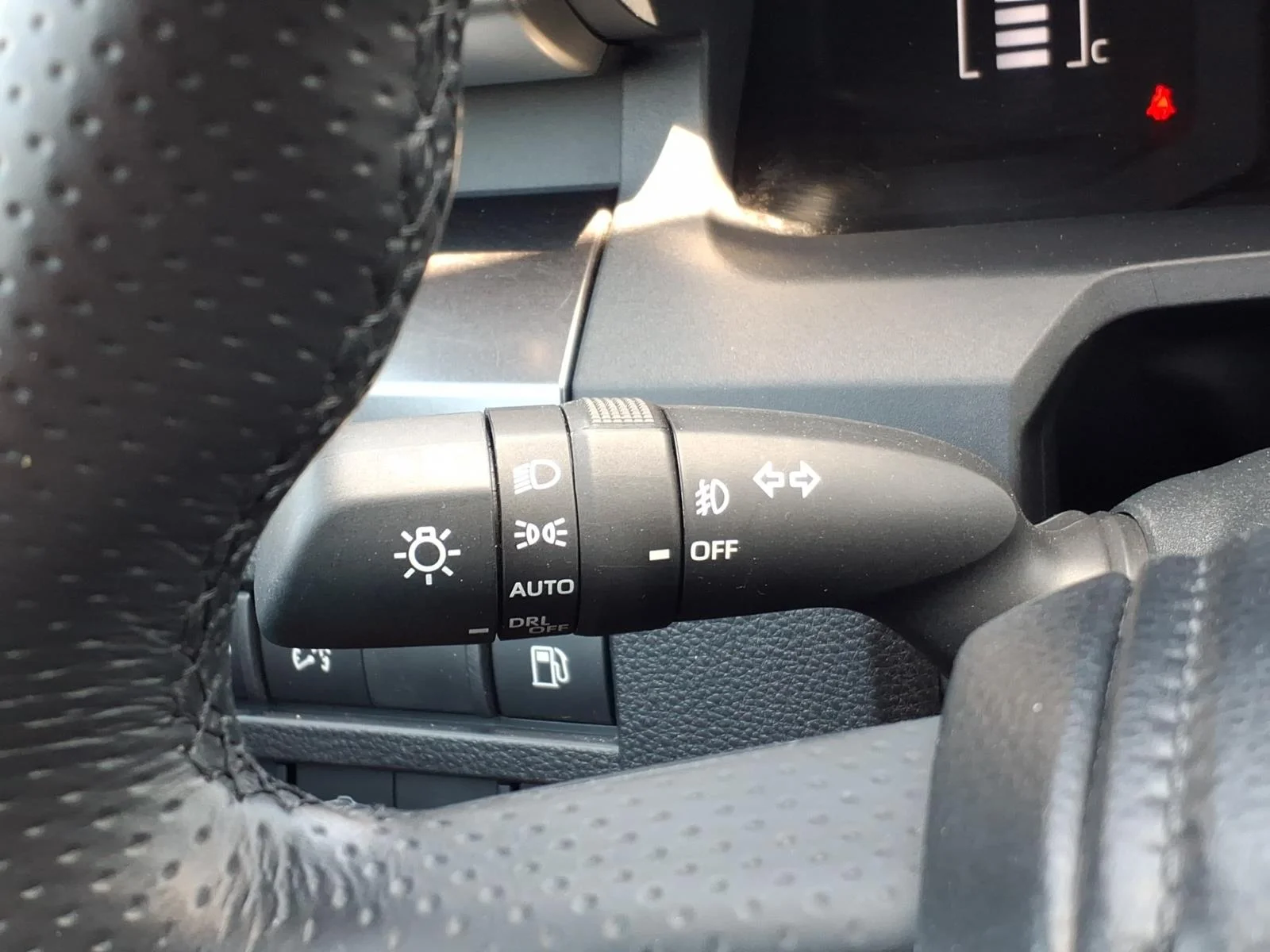 Certified Used 2025 Ice Cap Toyota SR5 image 26