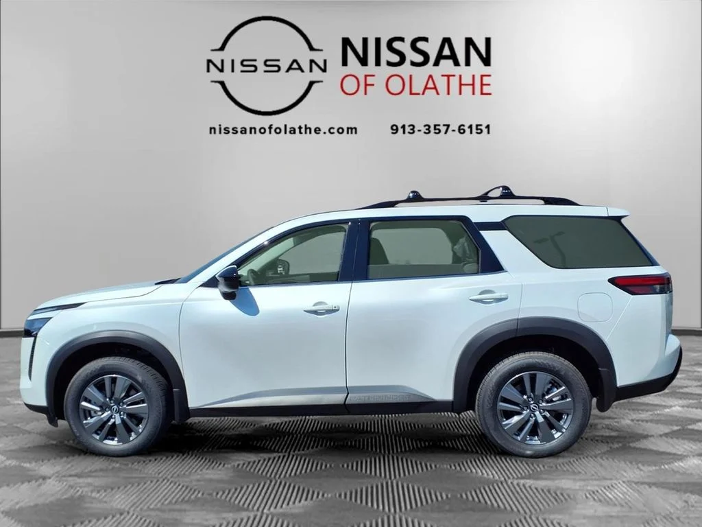 New 2026 Everest White Pearl TriCoat Nissan SV image 26