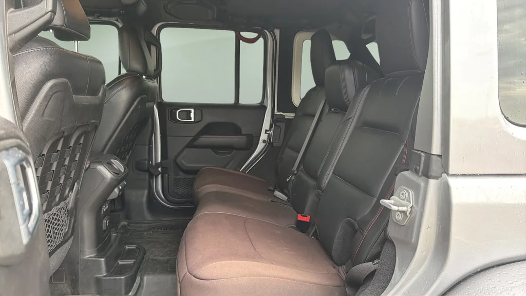 Used 2019 Billet Silver Jeep Unlimited Rubicon image 15