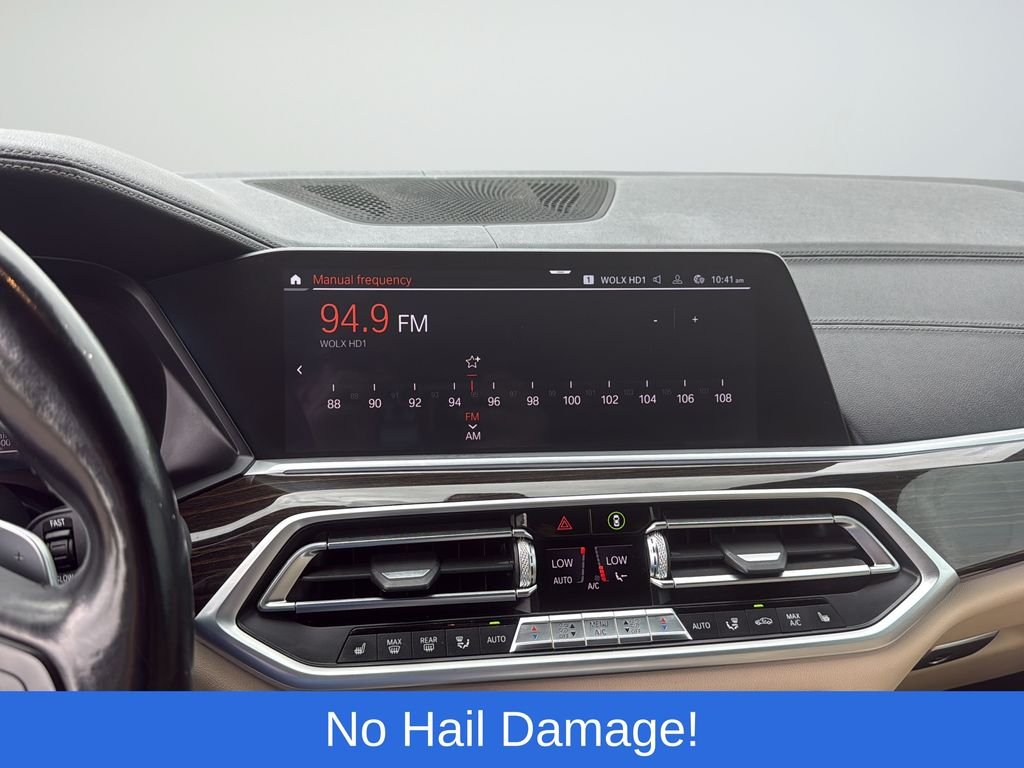 Used 2019 Black BMW xDrive40i image 12