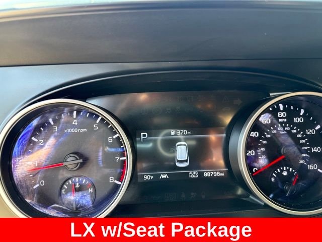 Used 2023 White Kia LX Seat Package image 15