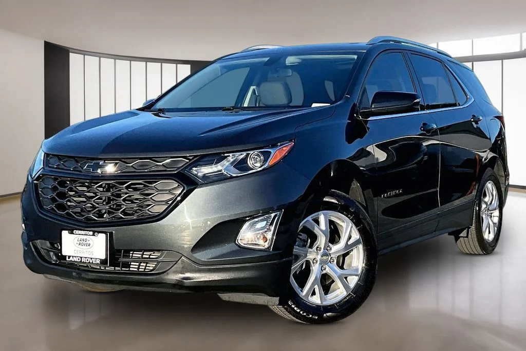 Used 2019 Gray Chevrolet LT image 1