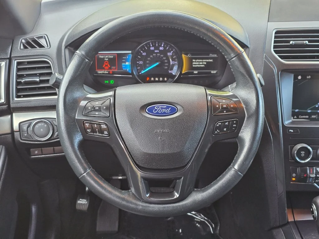 Used 2019 Red Ford XLT image 8