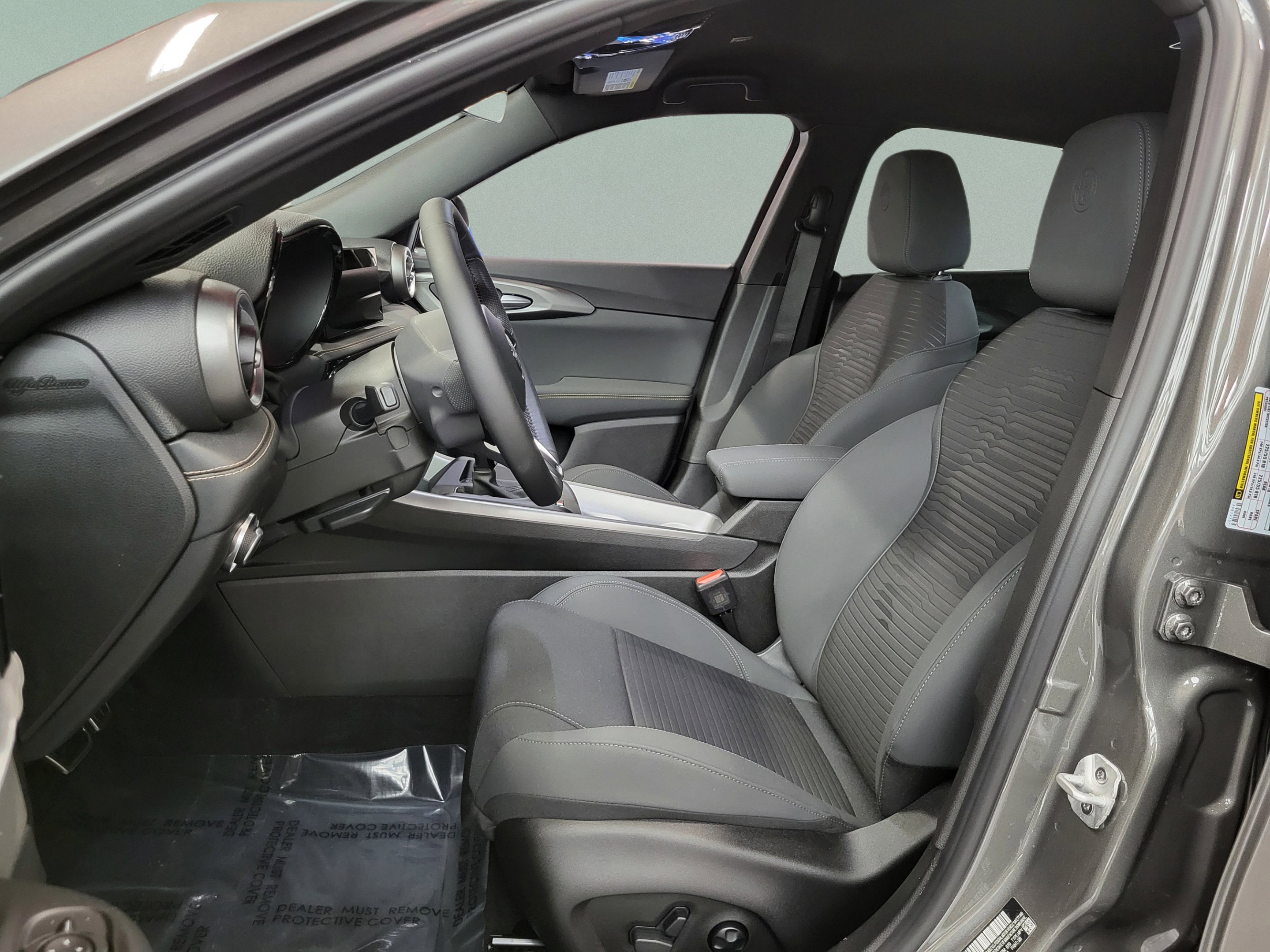 New 2025 Grigio Ascari Metallic Alfa Romeo  image 28